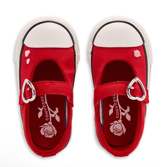 Converse Toddlers Little Kids Various Sizes Red Sneakers with Hearts NEW IN BOX - Picture 2 of 8